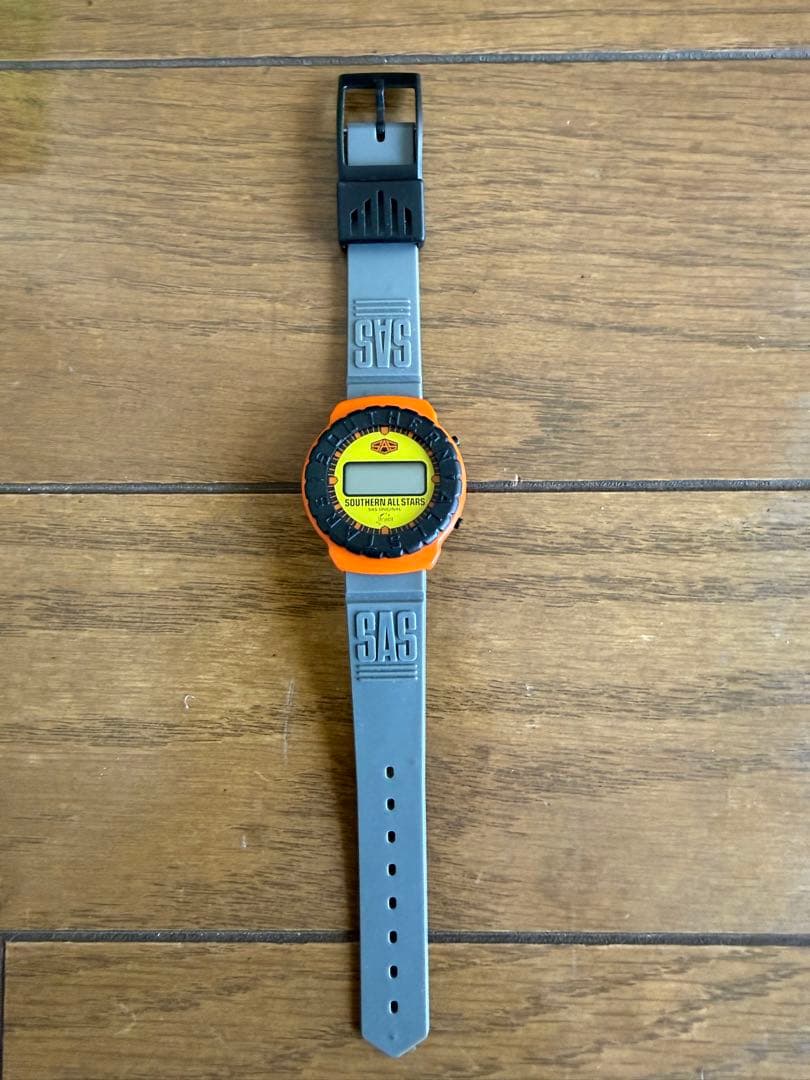 サザンオールスターズ Suika すいか （訳ありおまけ付き　デジタル腕時計）