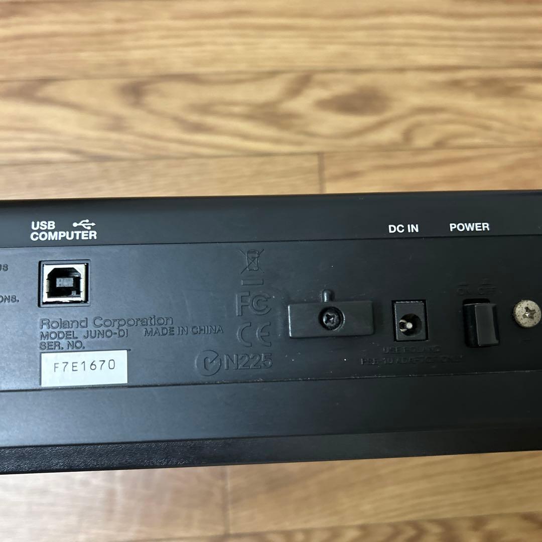 Roland JUNO-DI 61鍵 シンセサイザー ソフトケース付き