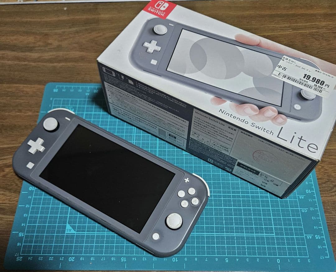 ち*様 Nintendo Switch Lite グレー 本体 ジャンク