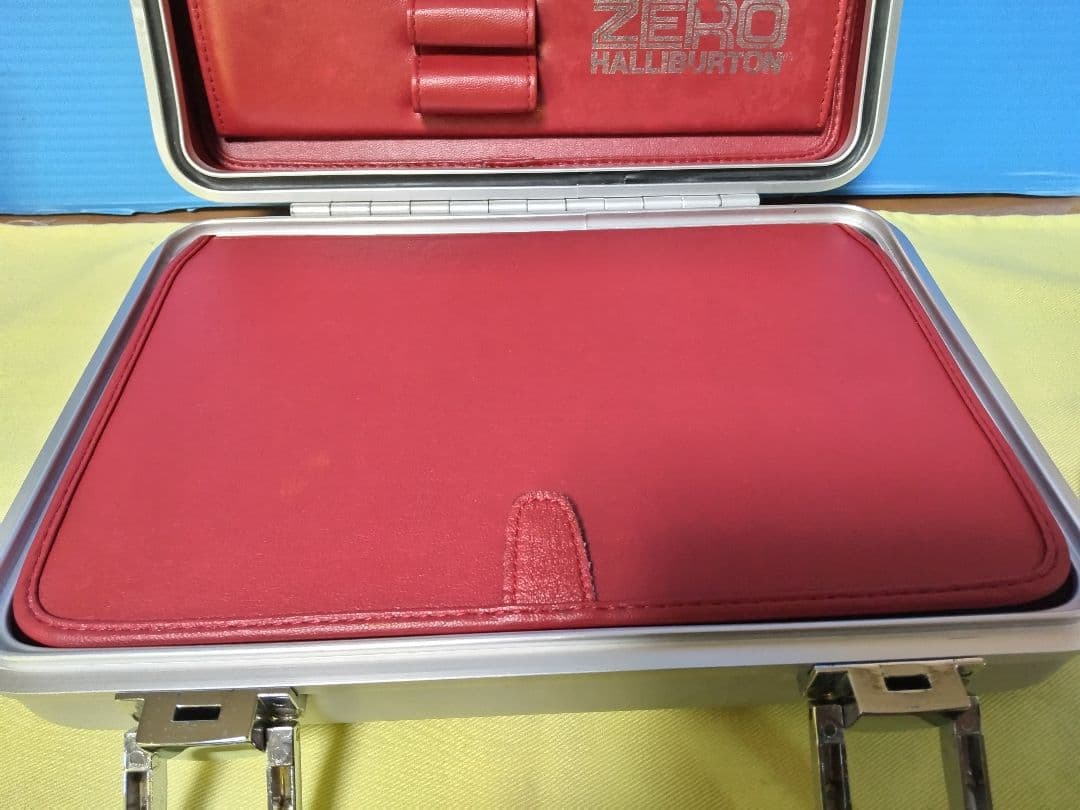 ZERO HALLIBURTON アルミ ハードケース　最小品　美品