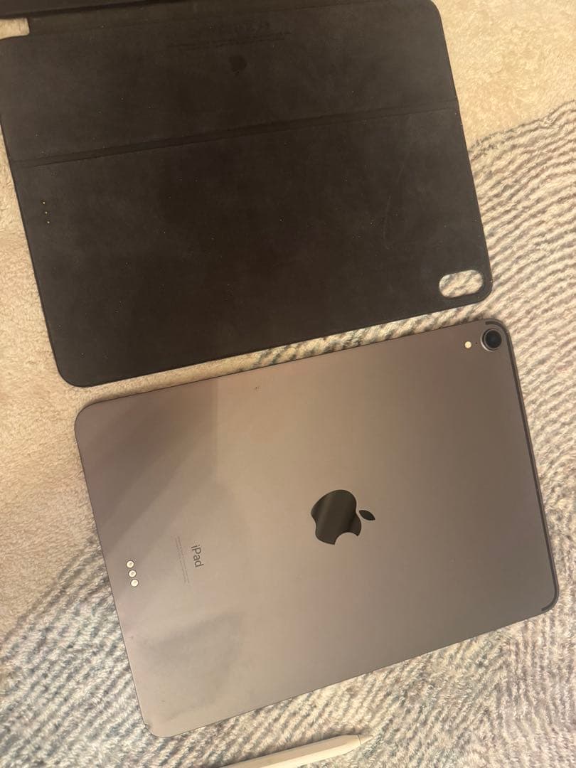 iPad Pro (11インチ) スペースグレー 64GB+ペンシル＋キーボード