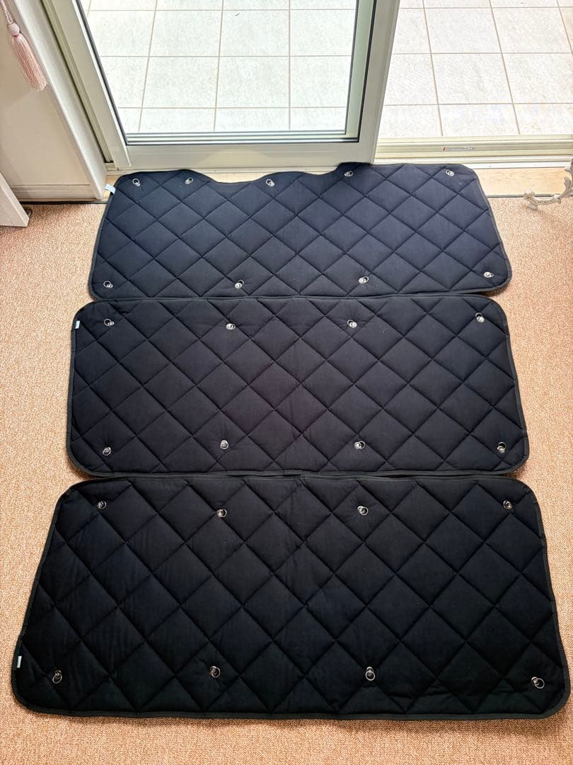 【ほぼ新品】アイズマルチシェード　ブラッキーブラック　リア9枚セット　ハイエース