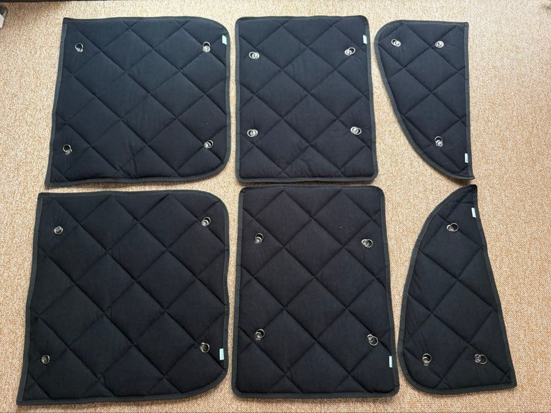 【ほぼ新品】アイズマルチシェード　ブラッキーブラック　リア9枚セット　ハイエース