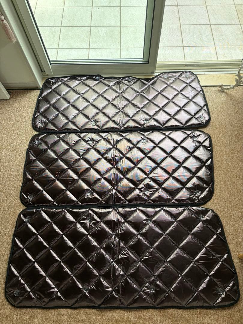 【ほぼ新品】アイズマルチシェード　ブラッキーブラック　リア9枚セット　ハイエース