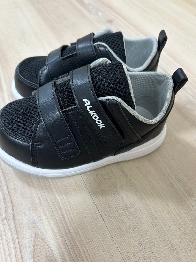 あるクック オーバーシューズ。18cm