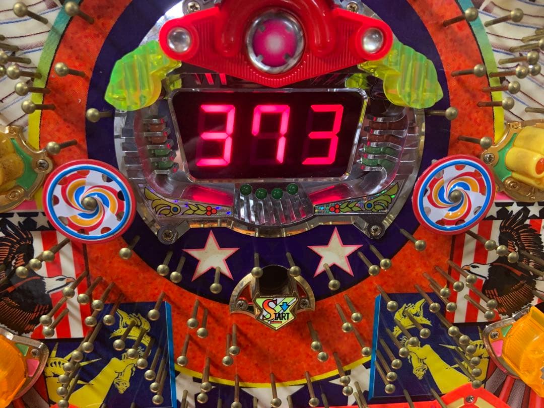 奥村　モナコ　モナキストファイヤー　レトロパチンコ　カギ付き