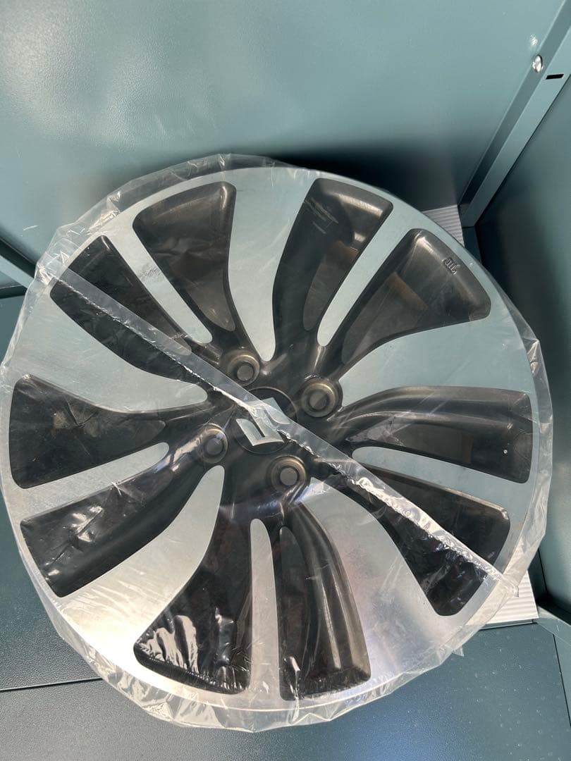 スイフトＲＳ　純正ホイール①（①+②でご購入下さい・4本セット販売のみ）