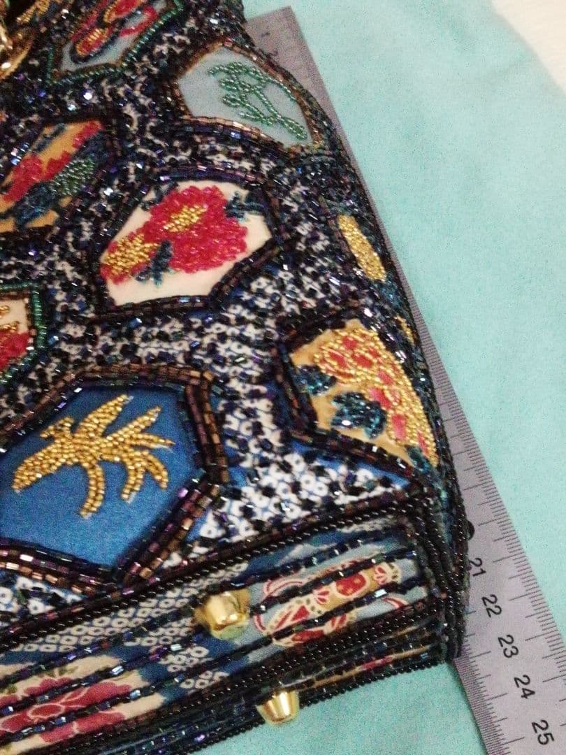 祇園老舗　香鳥屋　ビーズ刺繍バッグ