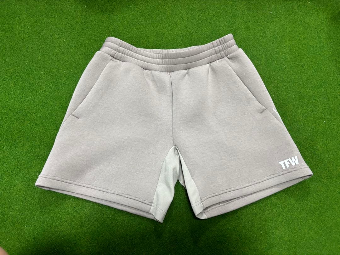 （新品）TFW49 CARDBOARDMATERIALSHORTS Mサイズ