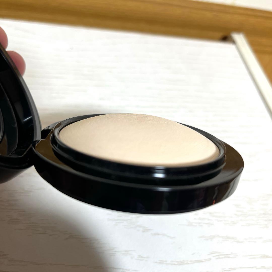 MAC マック ミネラライズ スキンフィニッシュ ナチュラル　ライト