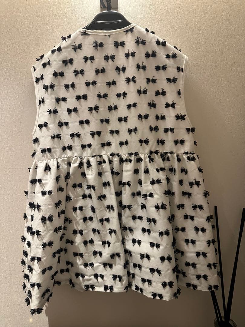 UNITED ARROWS リボンモチーフ ノースリーブ