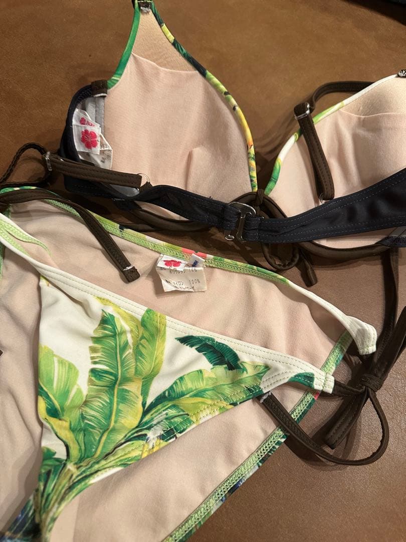 ALBA ROSA トロピカル水着 セパレート