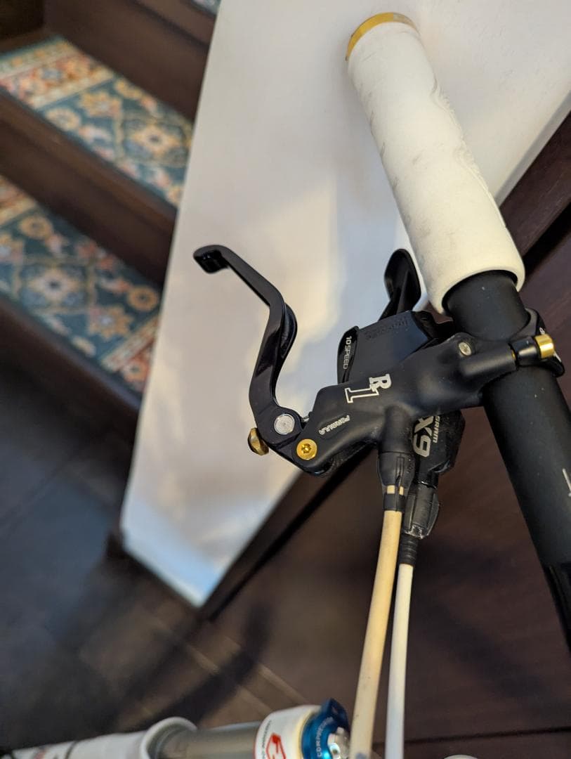 GT ZASKAR CARBON PRO マウンテンバイク 26インチ