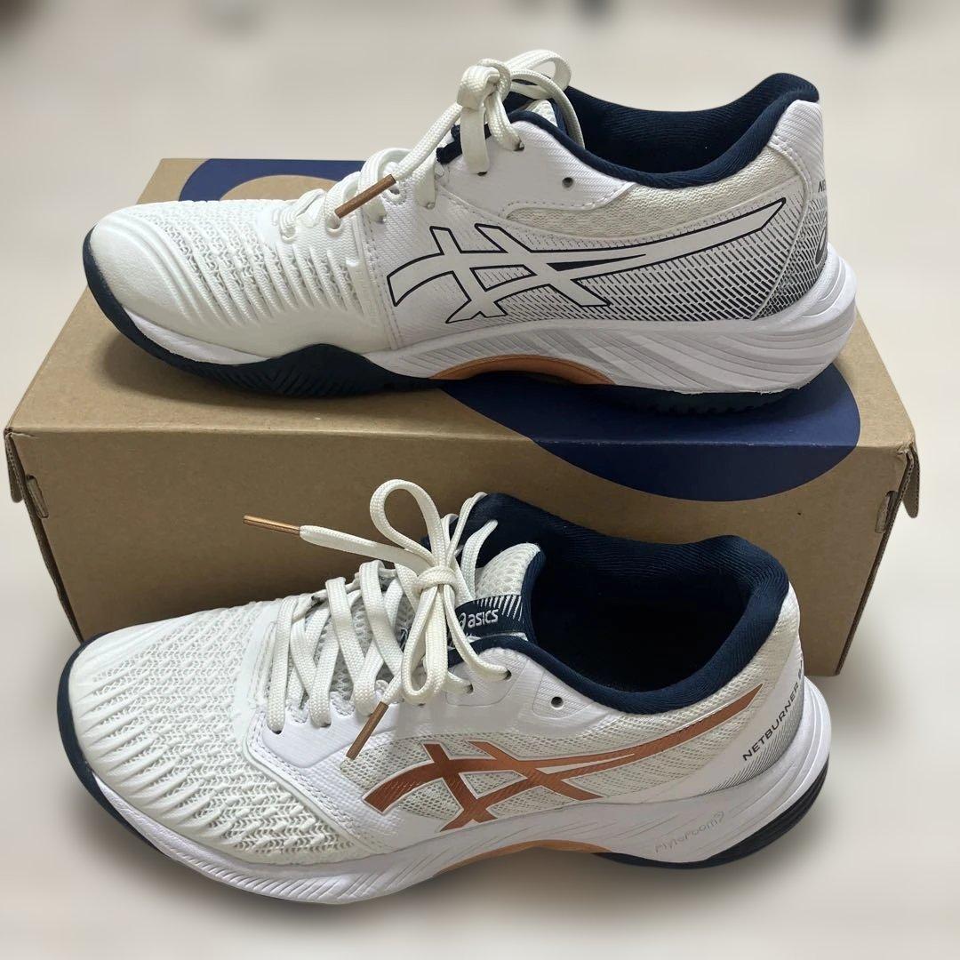 ASICS バレーボールシューズ ホワイト/ネイビー/ゴールド　24.5cm