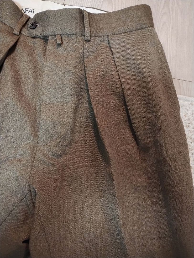 NEAT ニート 44 秋冬　テーパード　カーキ