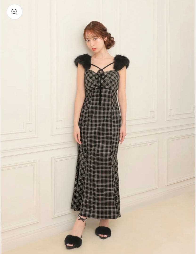 ワンピース m me eme Fur sleeve mermaid onepiece