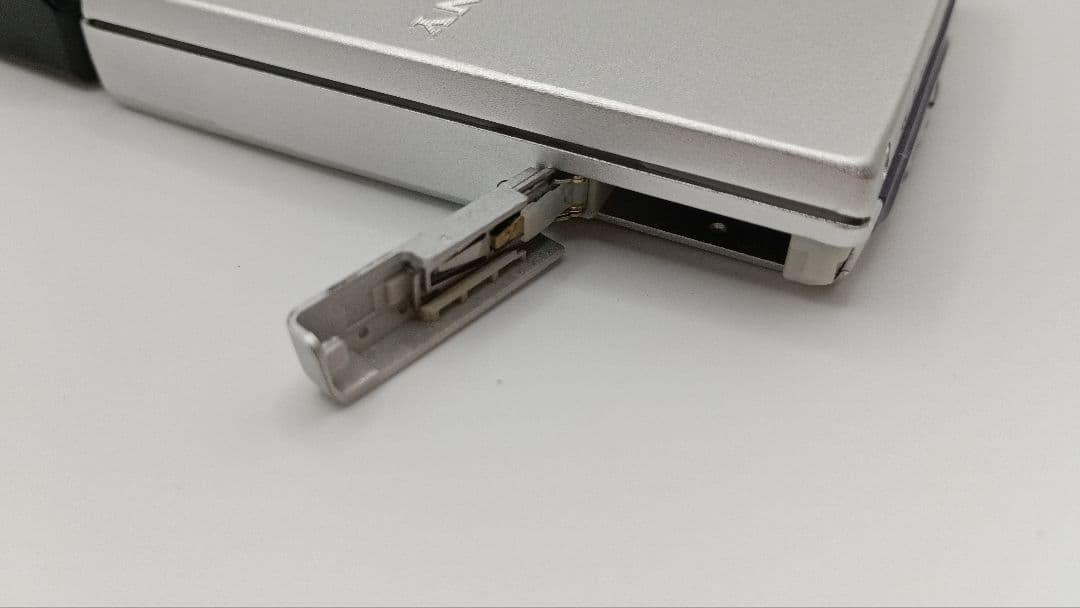 【動作品】SONY ポータブル MDウォークマン MZ-E707