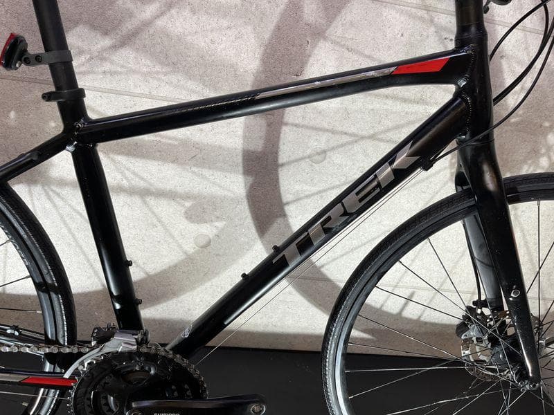 TREK　FX 3 M disc 油圧ディスクブレーキ　2019