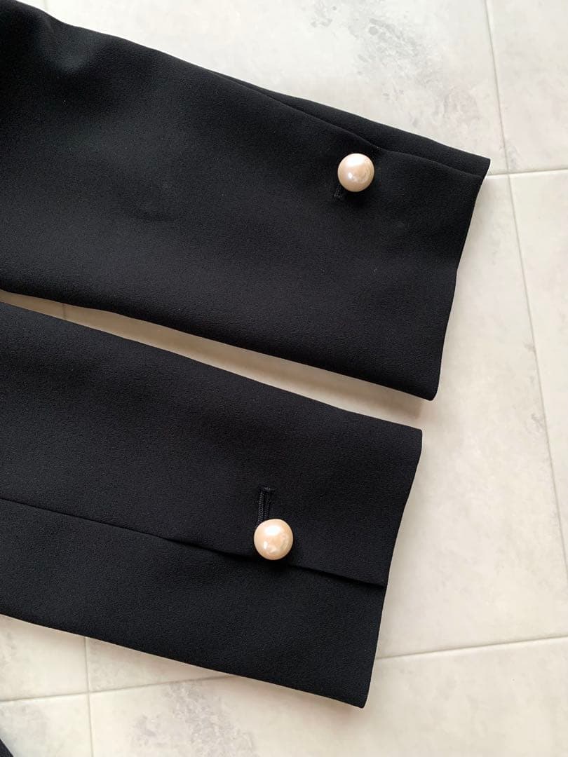 美品♡近年♡グレースクラス パールボタン 黒 テーラード ジャケット 36