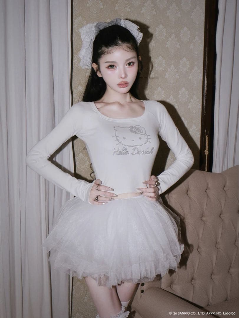 新品タグ付 ダーリッチ Hello DarichコンパクトロングTシャツ 白