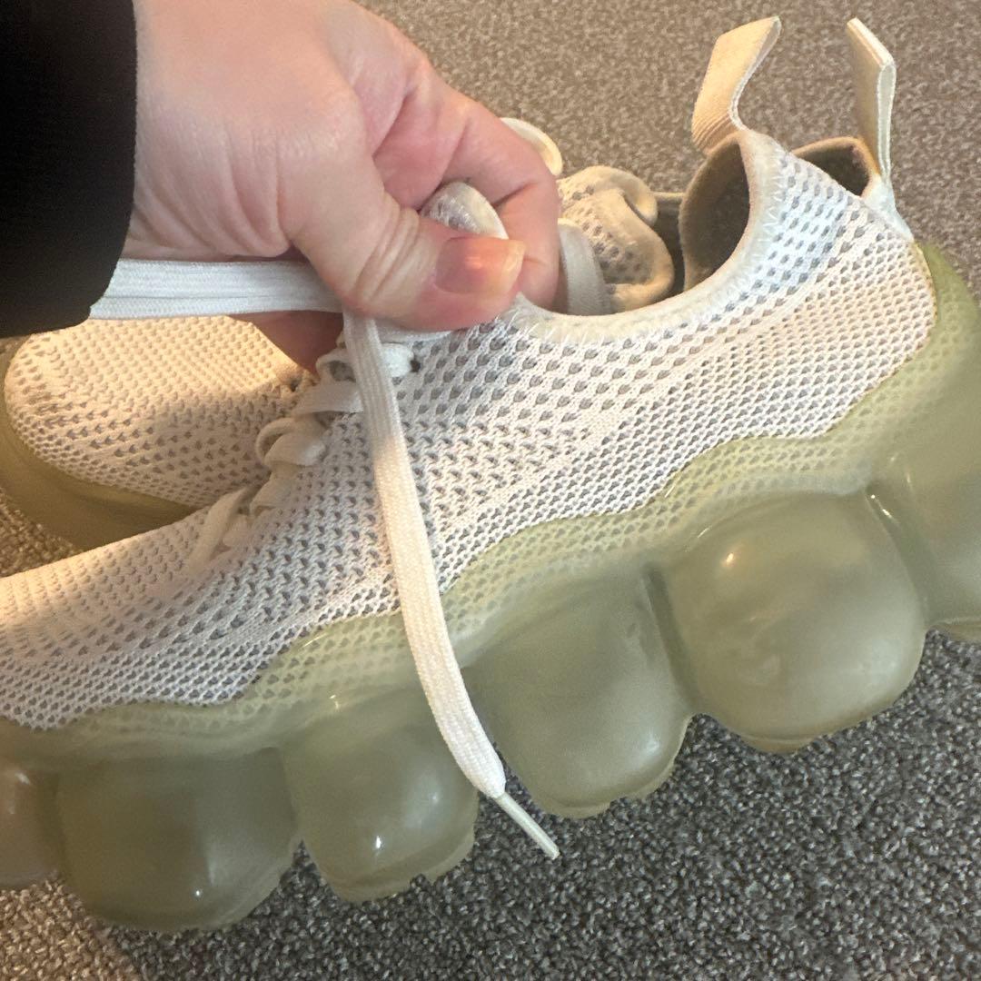 grounds スニーカー