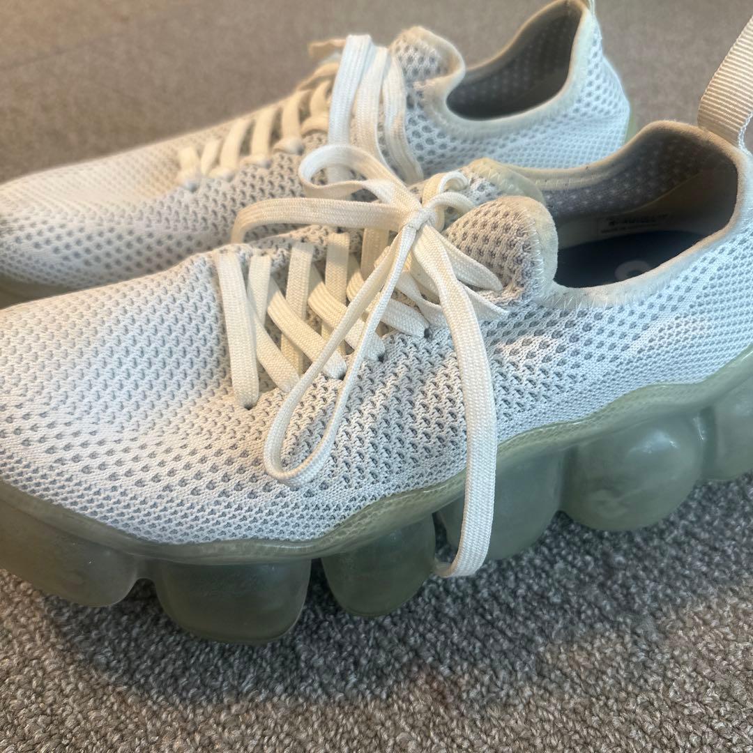 grounds スニーカー