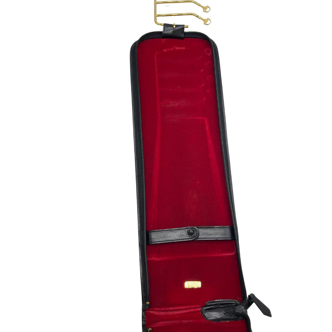 GUCCI ブラックレザー ネクタイケース