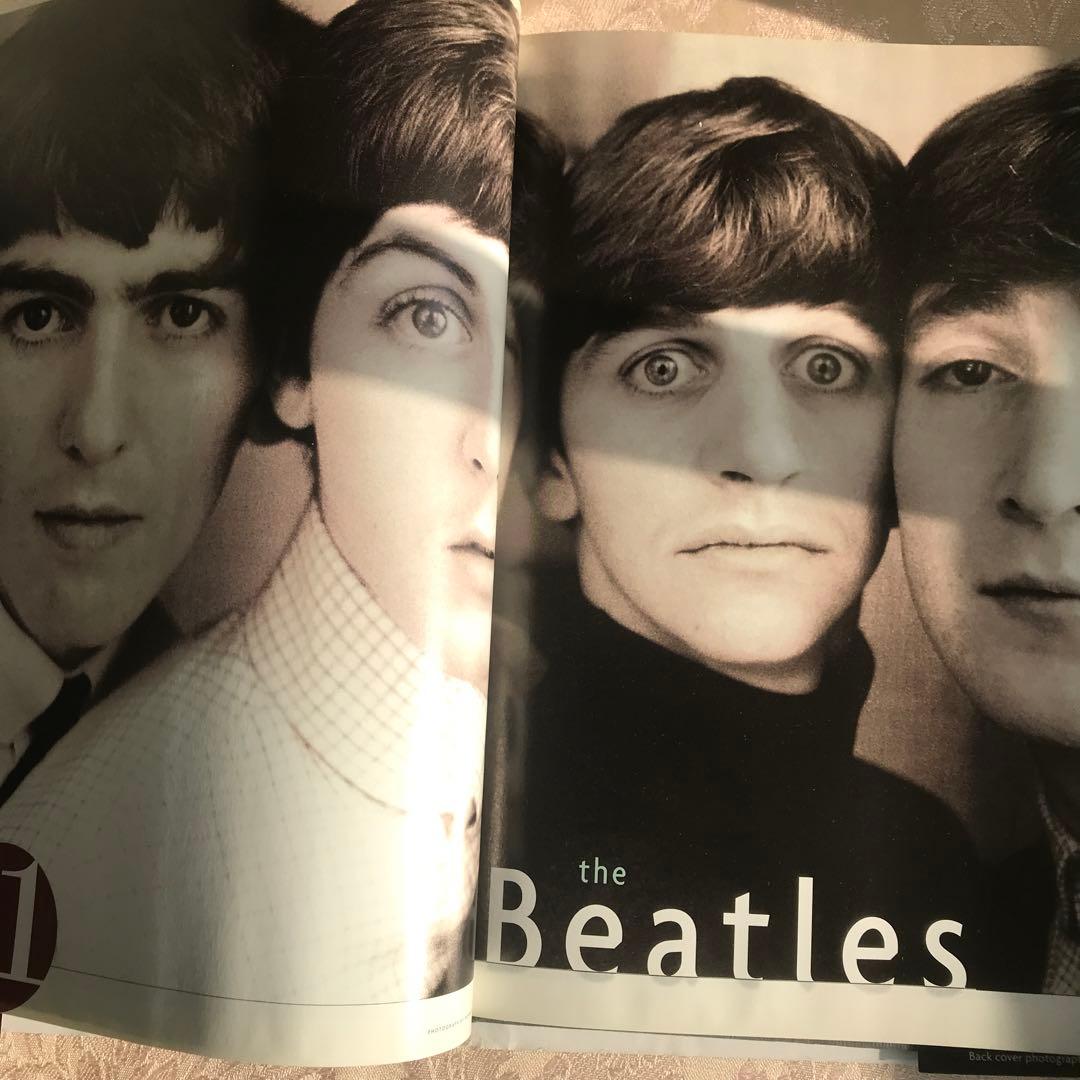 THE 100 GREATEST ENTERTAINERS イルミナティ