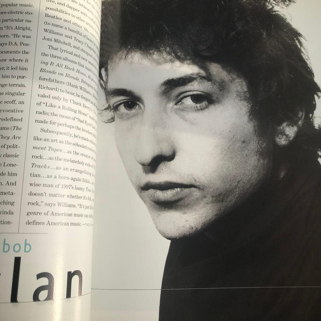 THE 100 GREATEST ENTERTAINERS イルミナティ