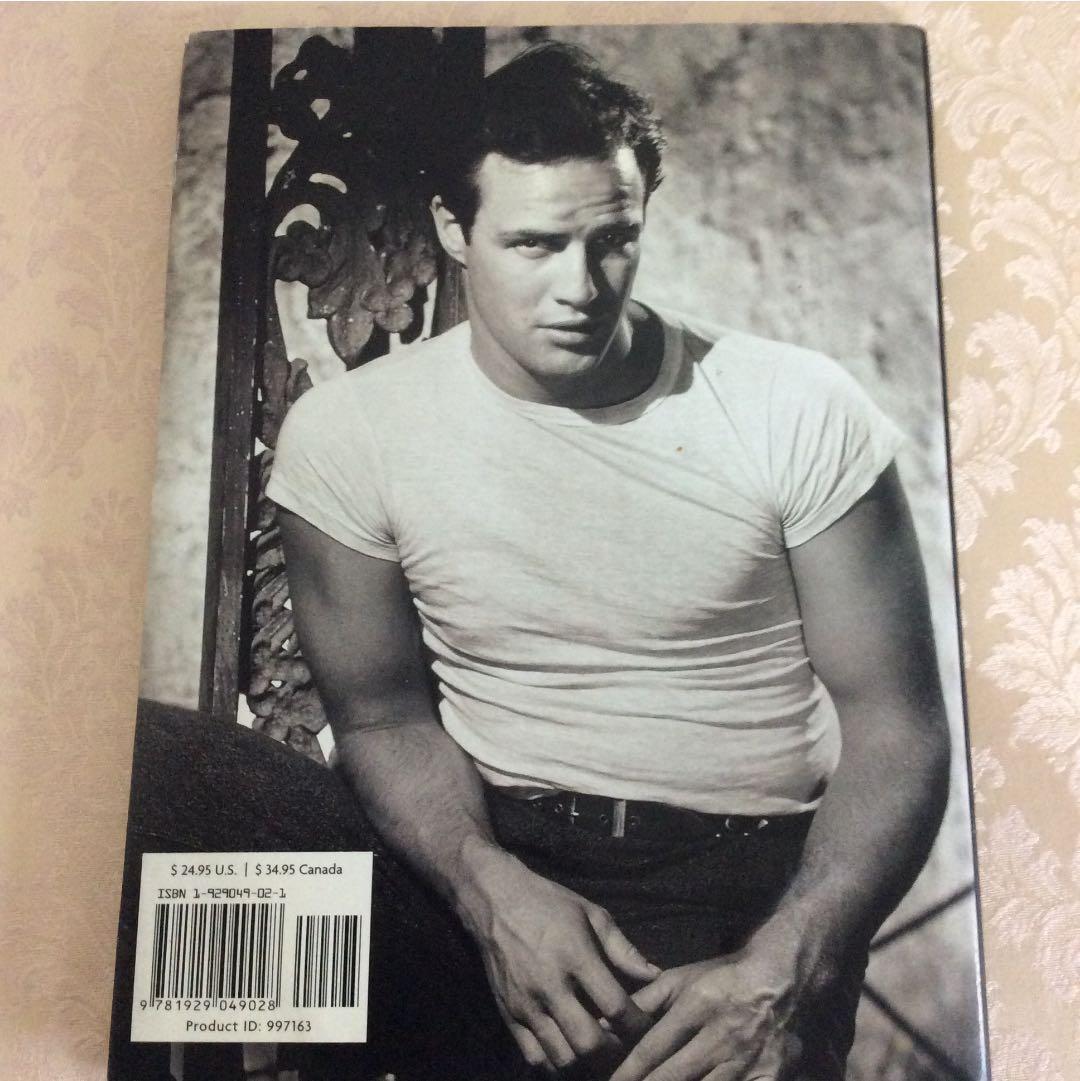 THE 100 GREATEST ENTERTAINERS イルミナティ