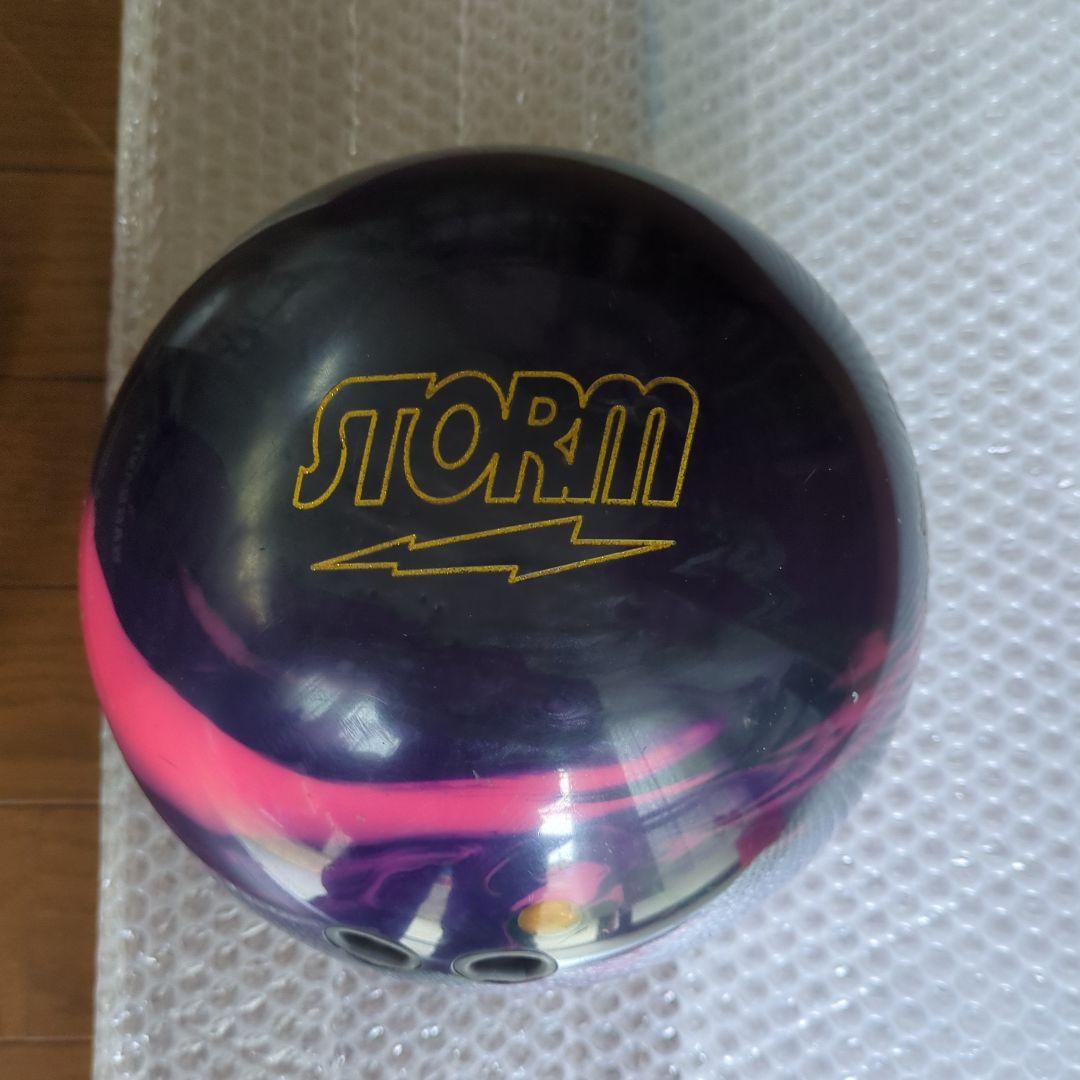 STORM NRG2 ボウリングボール 紫/ピンク　14ポンド