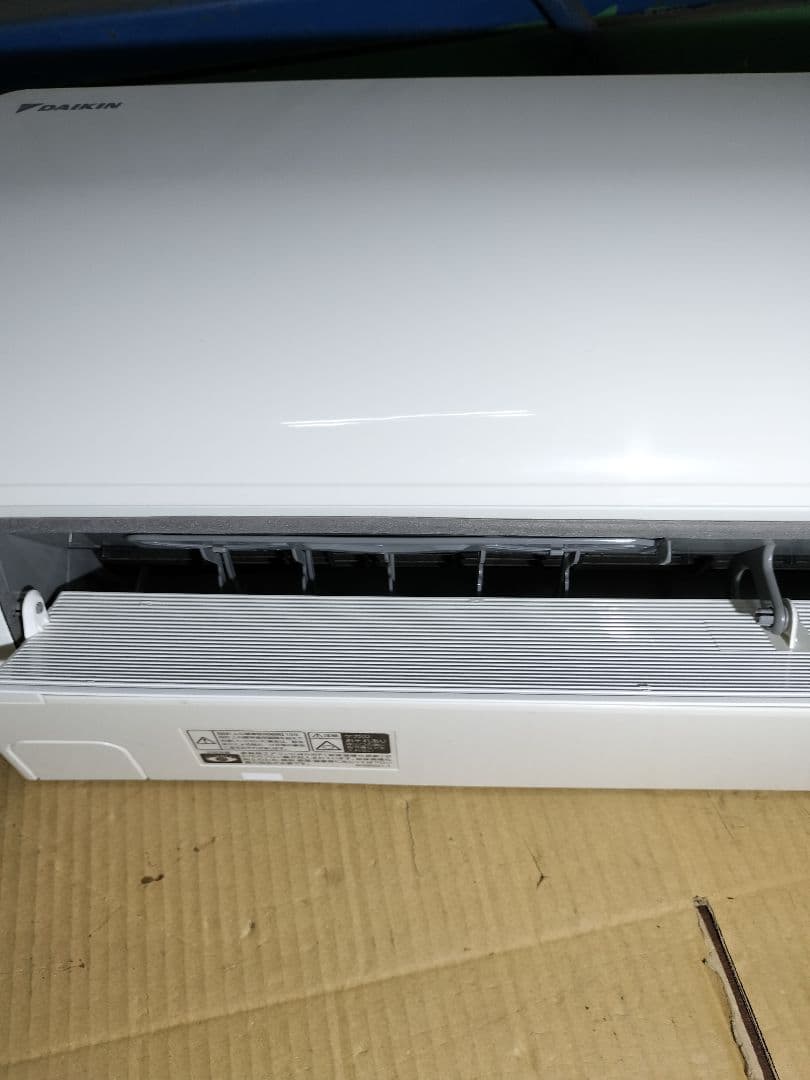 徳*様 ◆直接引き取り限定◆DAIKIN2.2Kw 6畳用AN22WESK-W