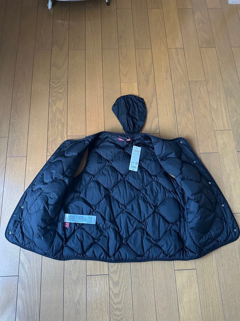 【新品】ユニクロ ウルトラライトダウンベスト コントワーデコトニエ