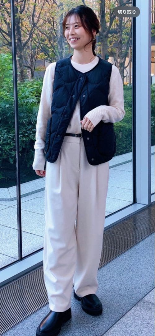 【新品】ユニクロ ウルトラライトダウンベスト コントワーデコトニエ