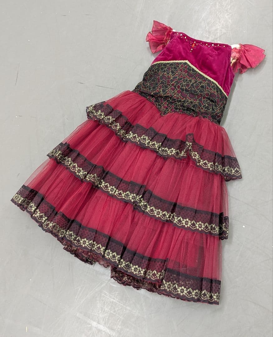 バレエ衣裳/ジュニア スペイン風 赤&黒3段スカート 4着セット