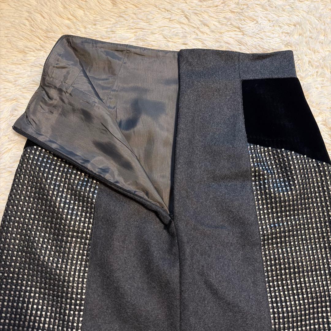 【新品タグ付】a Ferretti イタリア製　定価7万円　スカート