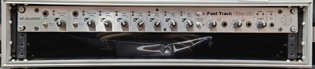 M-AUDIO Fast Track Ultra 8Rオーディオインターフェイス