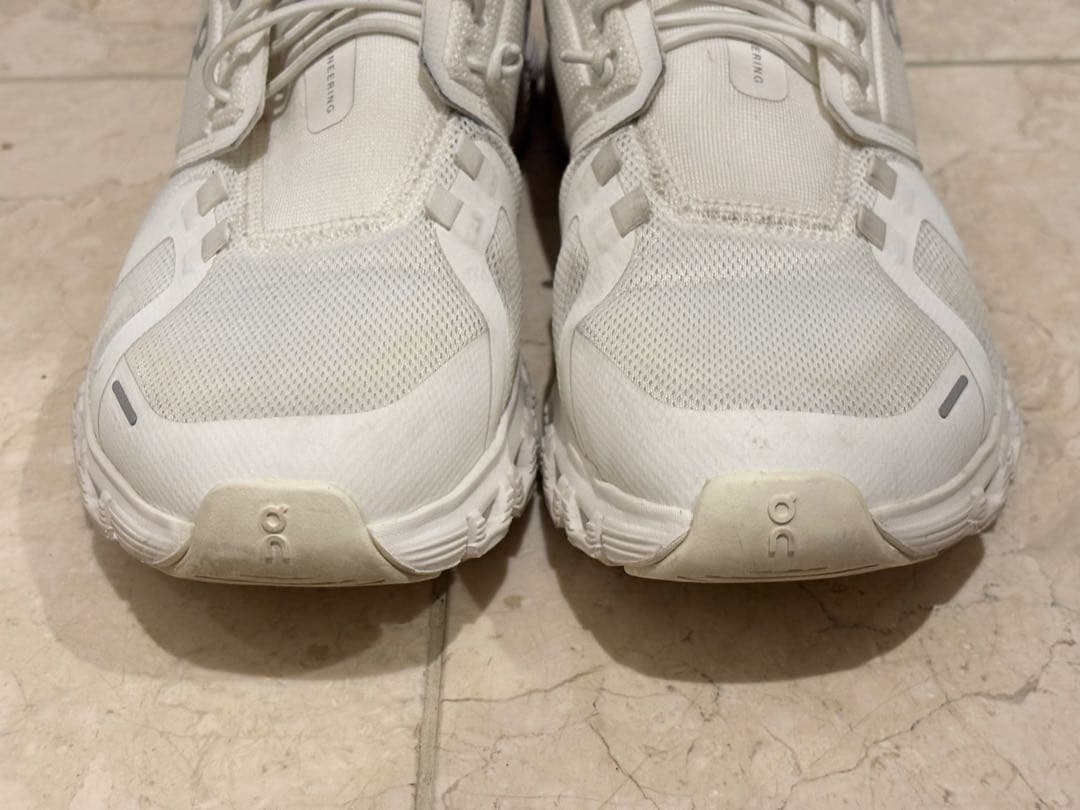 On Cloud6 スニーカー　24cm