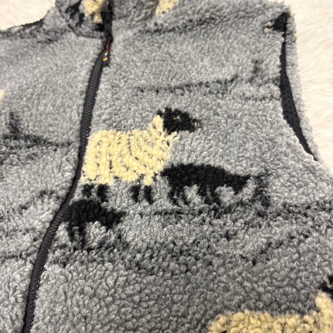 ▪️ ▼farfield original ボアベスト　シープ柄　フリースベスト