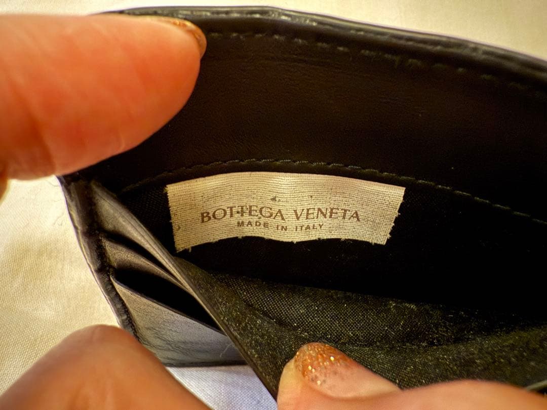 BOTTEGA VENETAボッテガヴェネタ　マネークリップ　二つ折り財布