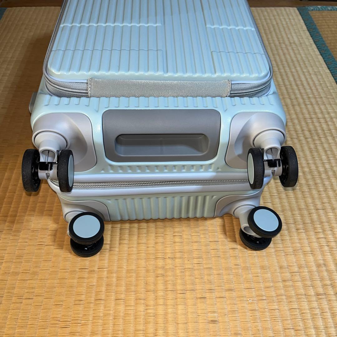 イノベータースーツケース38L