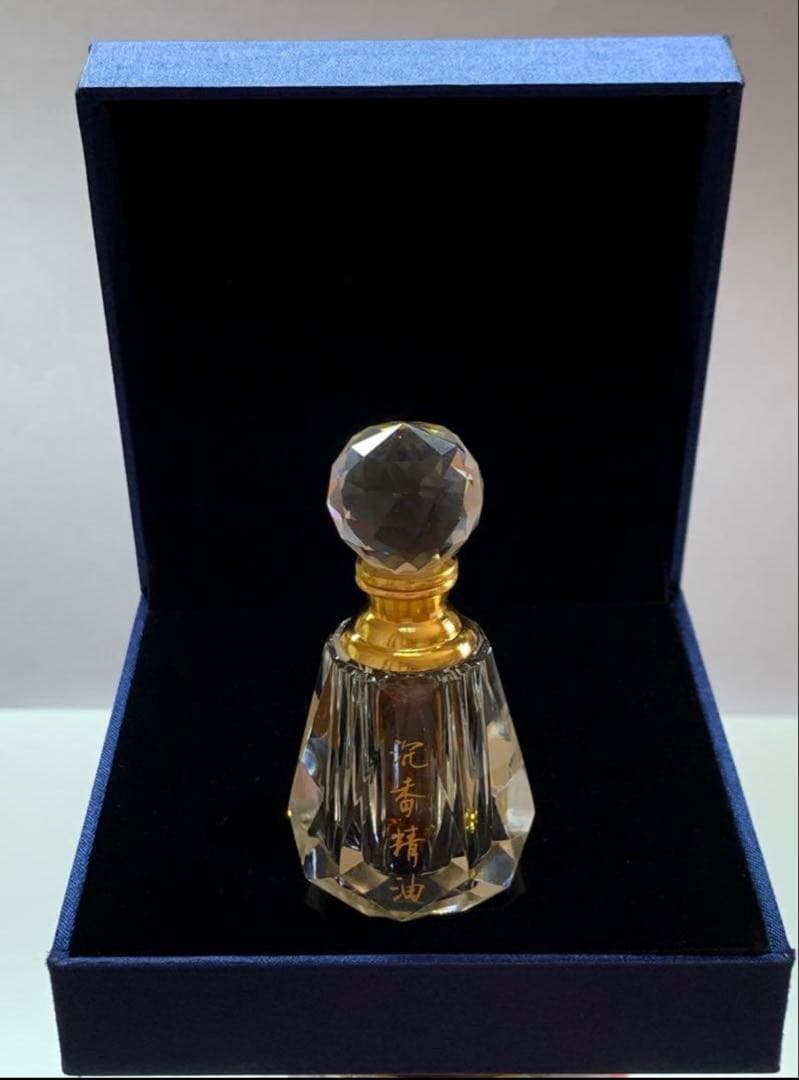 沈香 香木 伽羅 沈香精油　2ml (高ランク本物)