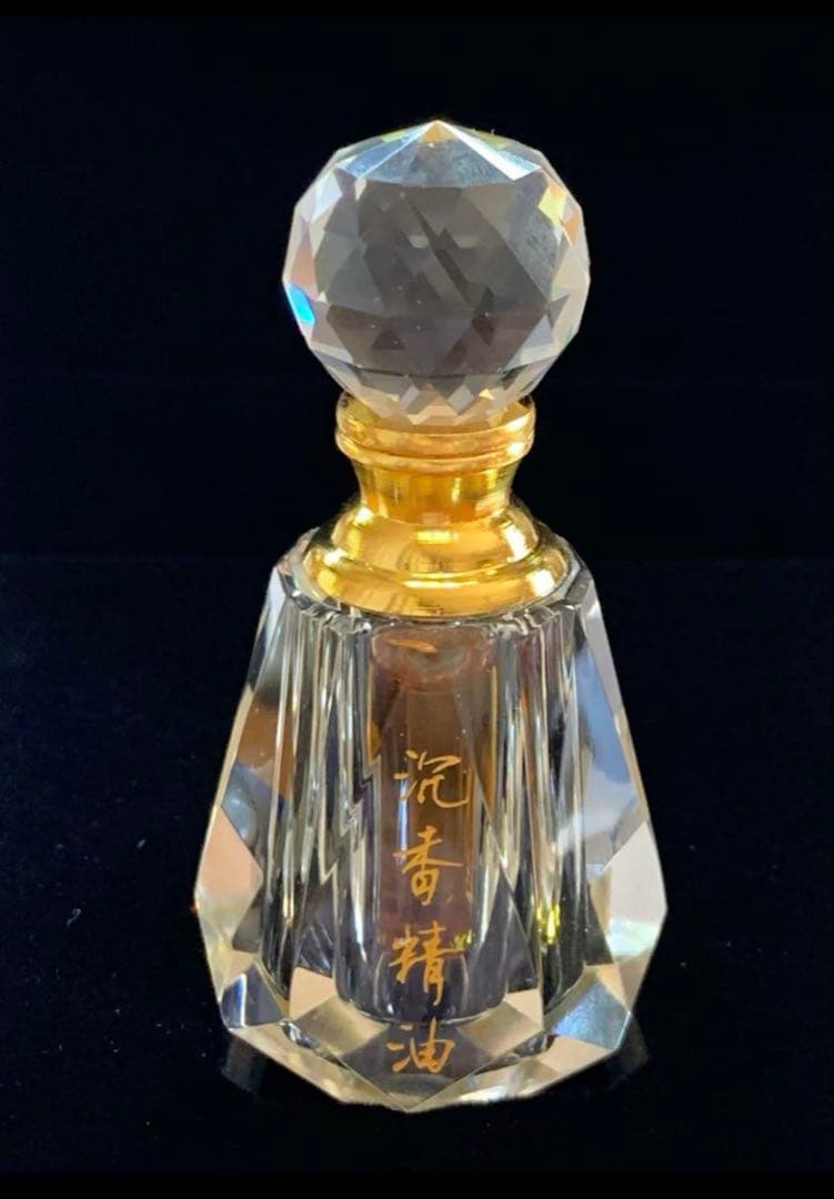 沈香 香木 伽羅 沈香精油　2ml (高ランク本物)