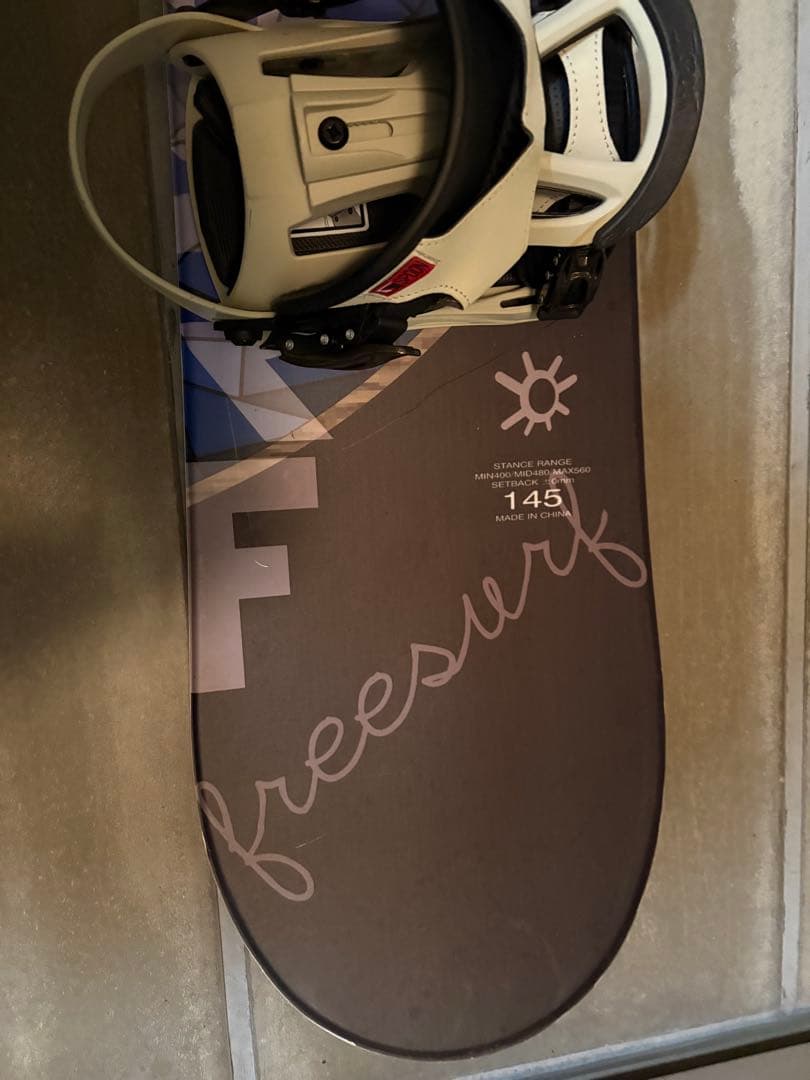 freesurf スノーボード 145cm kissmark ブーツ