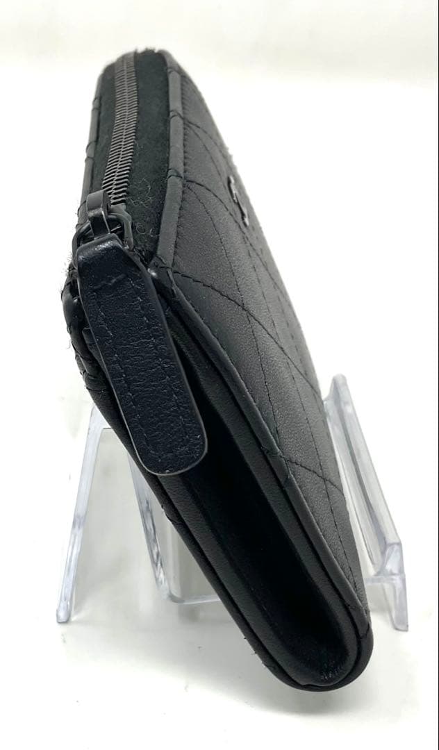 CHANEL ソーブラック　コンパクトウォレット　フラグメントケース