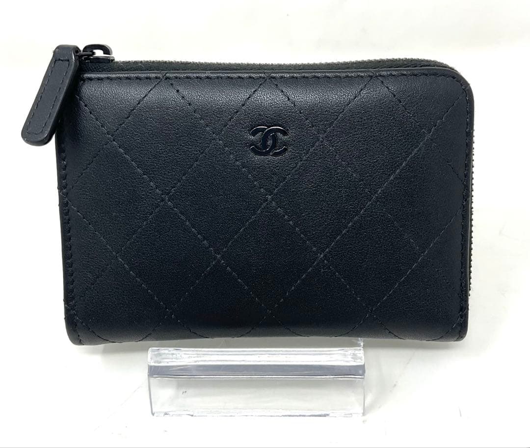 CHANEL ソーブラック　コンパクトウォレット　フラグメントケース