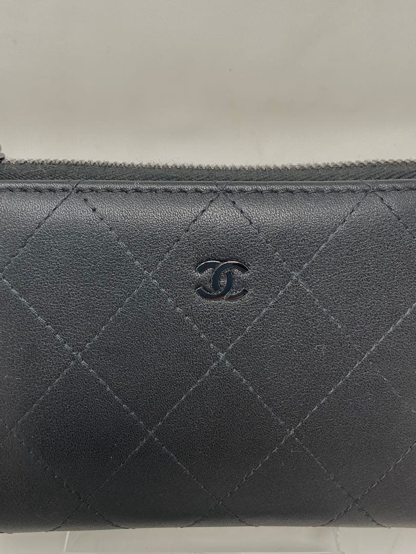 CHANEL ソーブラック　コンパクトウォレット　フラグメントケース