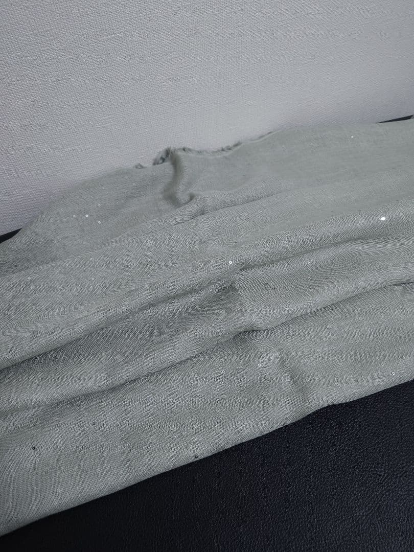 ファリエロ サルティ　Faliero Sarti　ストール　正方形　スパンコール