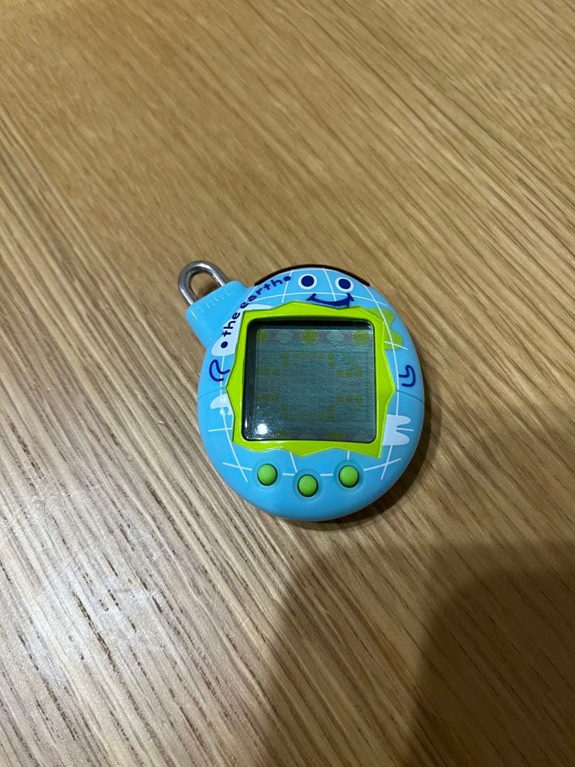 ★希少品★いぇー!ふぁみりーイロイロ! 　たまごっちプラス 　ふぁみたまワールド