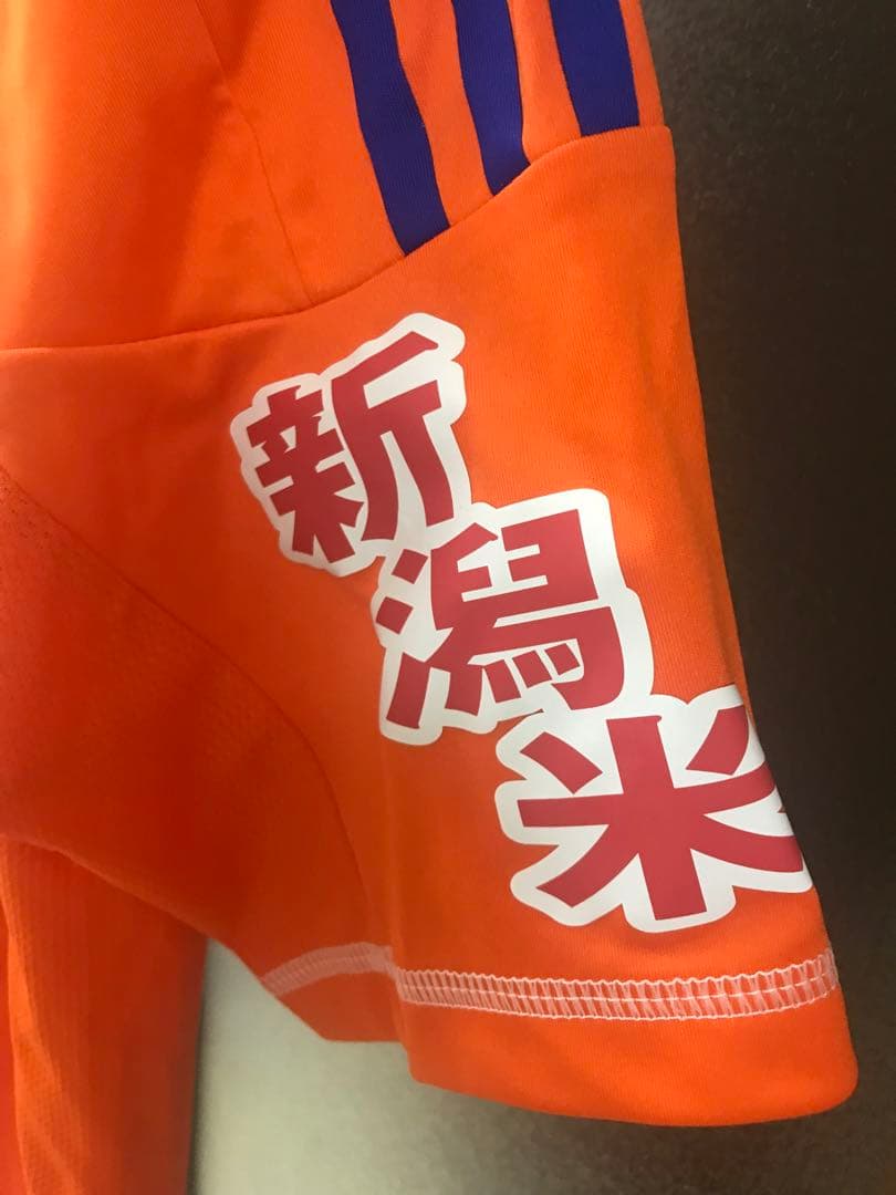 新品未使用アルビレックス新潟　Sサイズ サッカーユニフォーム